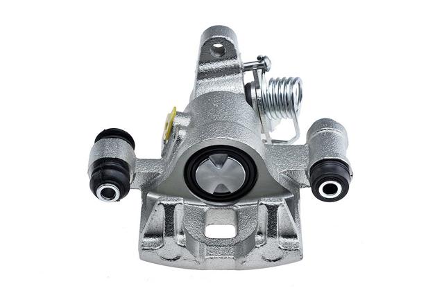 Суппорт тормозной задний правый Mazda 626 V