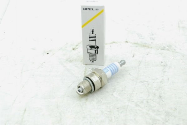 Свеча зажигания 1214805 OPEL