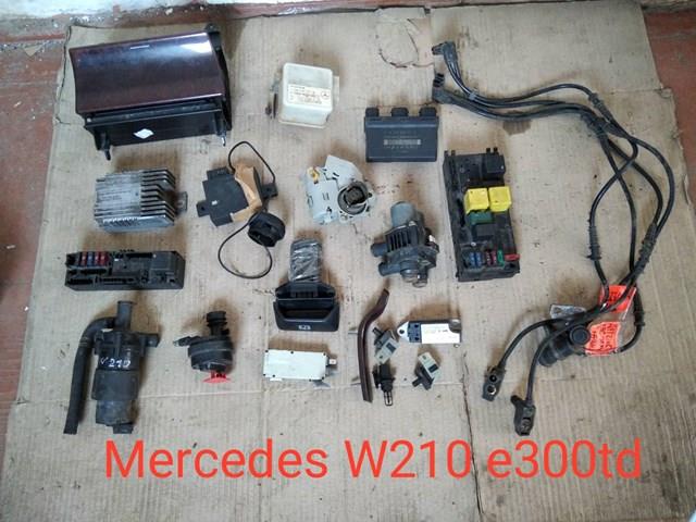 MERCEDES 2106890680 в наличии Николаев