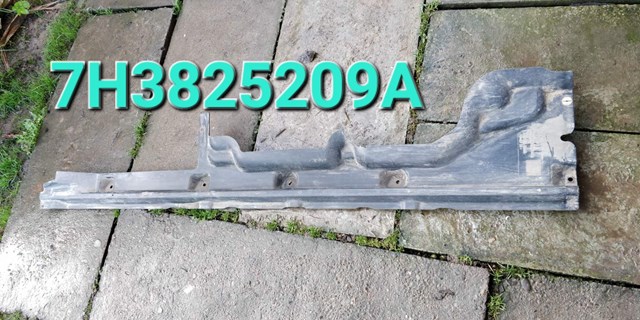 7H3825209A VAG Защита днища задняя левая купить в Кривой Рог
