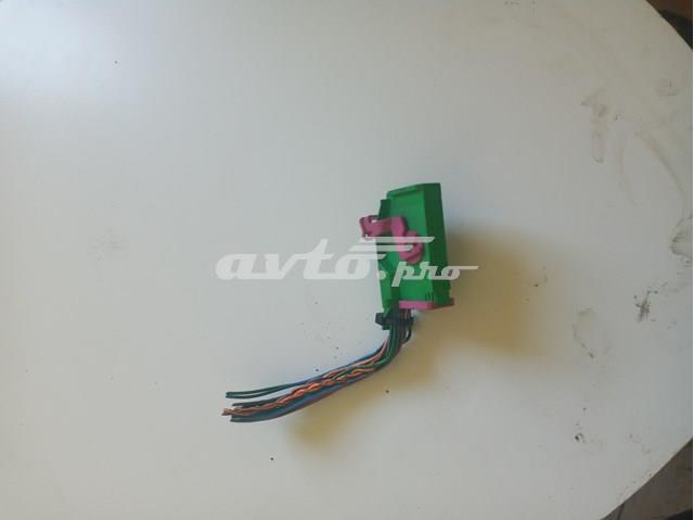 VAG 8L0972977C в наличии Черкассы