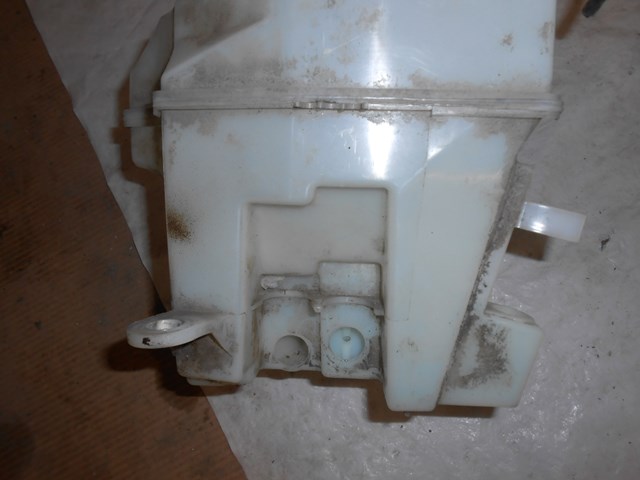 VOLVO 30663812 Бачок омывателя стекла в наличии Каменское