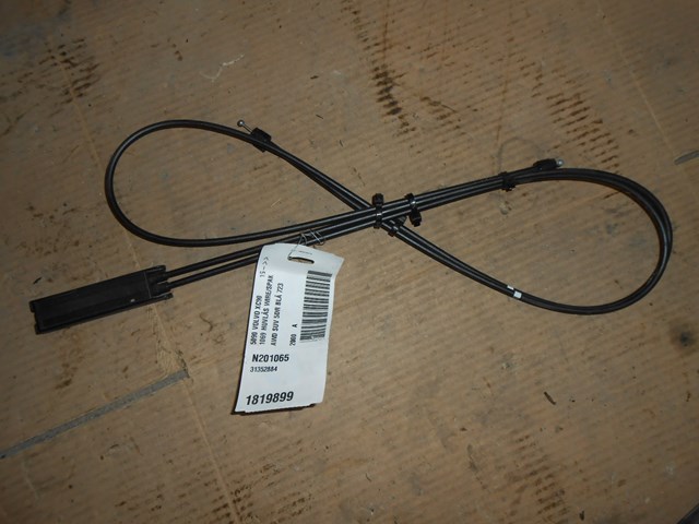 VOLVO 31352884 Трос открывания капота передний в наличии Одесса