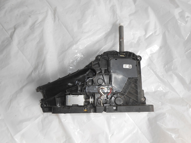 31367572 VOLVO Ручка КПП купить в Ирпень