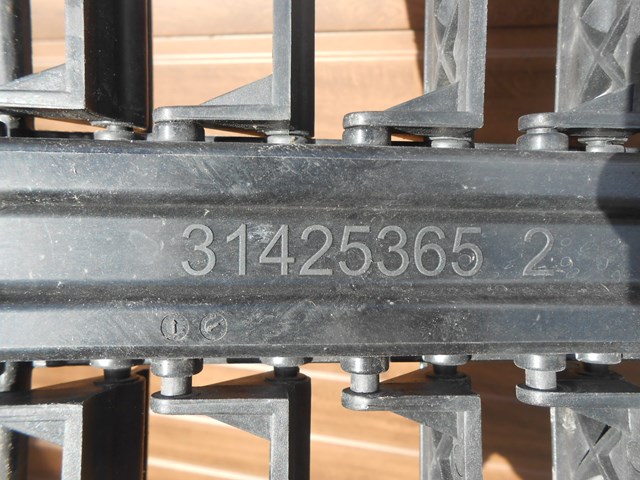 VOLVO 31425365 в наличии Ирпень