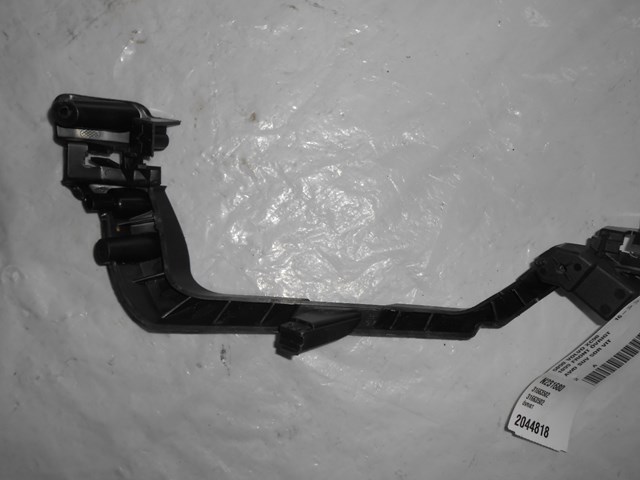 VOLVO 31663502 Кронштейн крепления противотуманной фары левой в наличии Чернигов