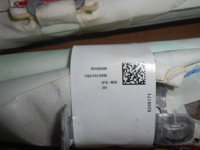 31690436 VOLVO Подушка безопасности (AIRBAG) шторка боковая правая купить в Одесса