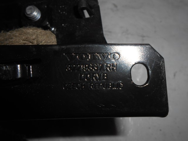 32219337 VOLVO Стояк-крюк замка капота купить в Сумы