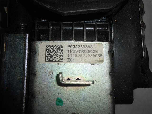 VOLVO 32239363 в наличии Киев