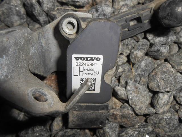 VOLVO 32246991 Датчик уровня положения кузова передний левый в наличии Украина