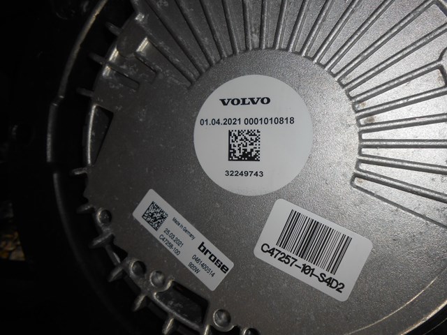 32249743 VOLVO Диффузор радиатора охлаждения, в сборе с мотором и крыльчаткой купить в Львов