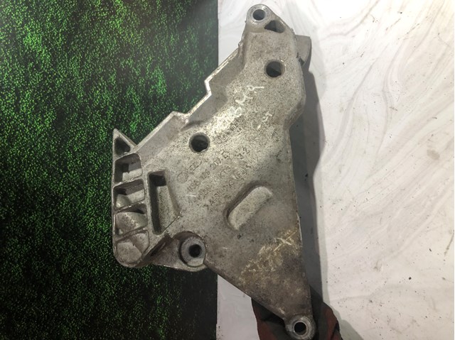 Задняя опора двигателя 03G199207E VAG