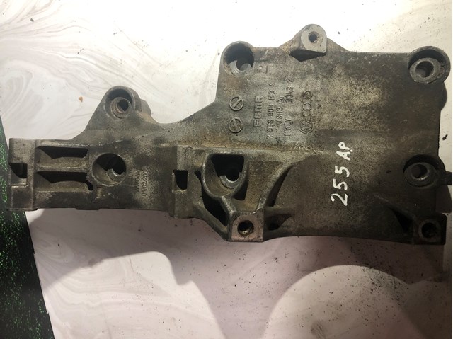 Крепление генератора 03G903143A VAG
