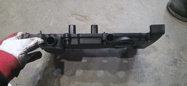 VAG 06F103469D Клапанная крышка в наличии Винница