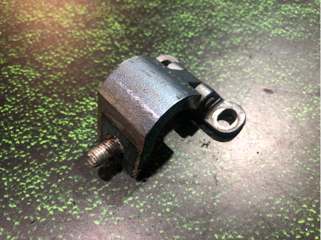 VAG 5J0827301 Петля двери задней (багажной 3/5-й) в наличии Каменское