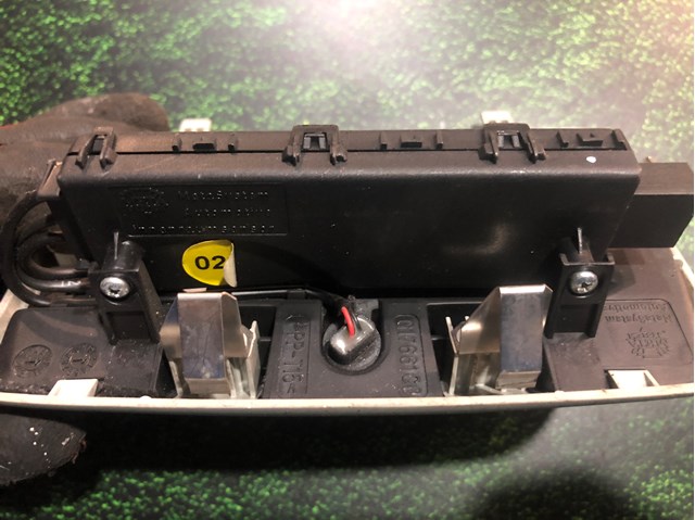 VAG 5J0951172 в наличии Николаев