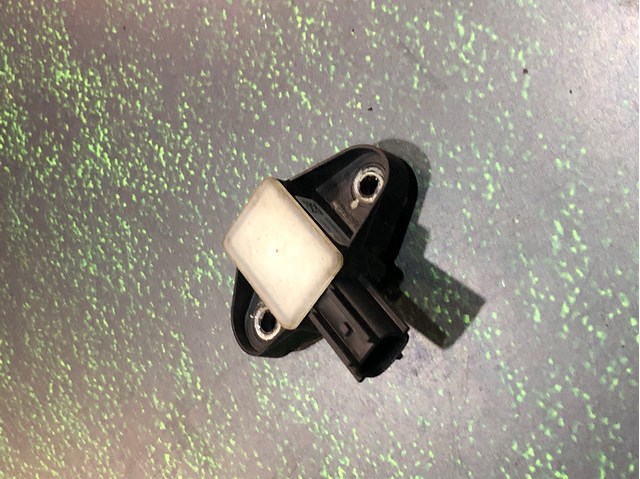 Датчик AIRBAG передний 5N0959354C VAG