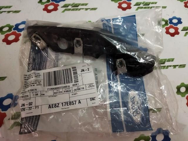 Кронштейн бампера переднего AE8Z17E857A FORD