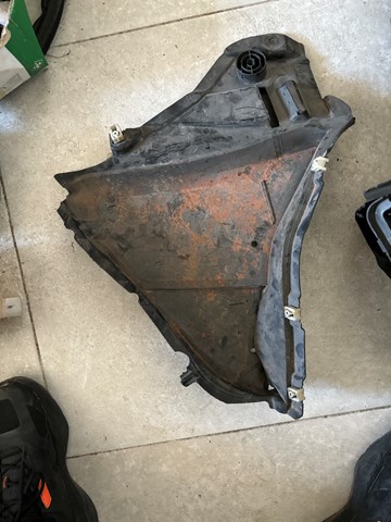 BMW 51718060031 Щиток грязезащитный передней арки крыла в наличии Одесса