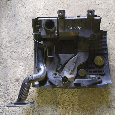 03C129607K VAG Корпус фильтра купить в Одесса