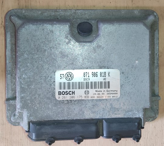 VAG 071906018K Блок управления двигателем в наличии Львов