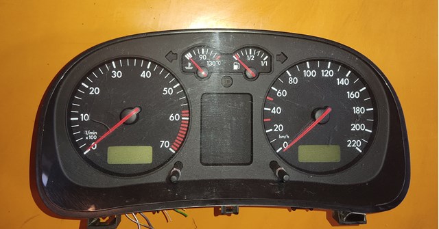 VAG 1J0919881 Панель приборов в наличии Чернигов