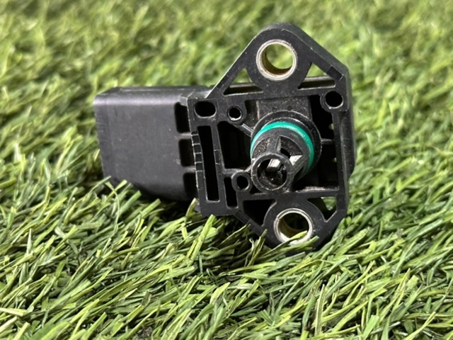 Датчик абсолютного давления в коллекторе Шкода Суперб 2