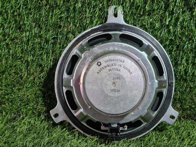 05064551AB CHRYSLER Динамик задней двери купить в Павлоград