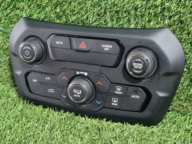 CHRYSLER 07356941380 Блок управления режимами отопления/кондиционирования в наличии Киев