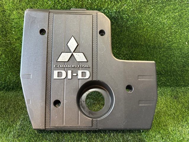 Крышка мотора декоративная Митсубиси Паджеро 4 LONG