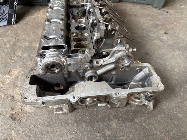 11127624429 Головка блока цилиндров (ГБЦ) купить Ирпень