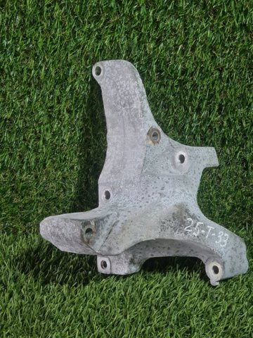 Кронштейн крепления генератора 119106RC2A NISSAN