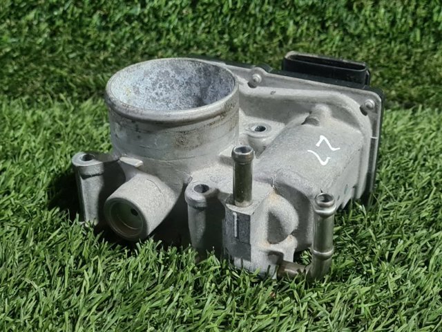 Дроссельная заслонка 161195RL0A NISSAN