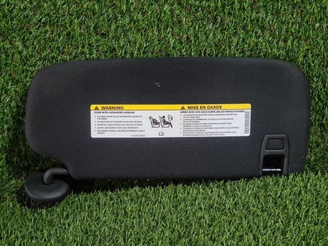 Козырек противосолнечный 1LS25DX9AH CHRYSLER