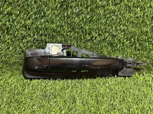 Ручка двери передней наружная 1MW30AXRAE CHRYSLER