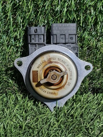 Электромагнитный клапан фазорегулятора 237535CA0C NISSAN