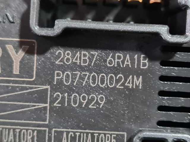 284B76RA1B NISSAN купить в Черновцы