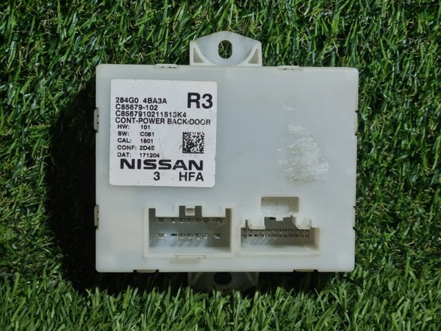 ЭБУ открытия крышки багажника/двери 3-й (5-й) 284G04BA3A NISSAN