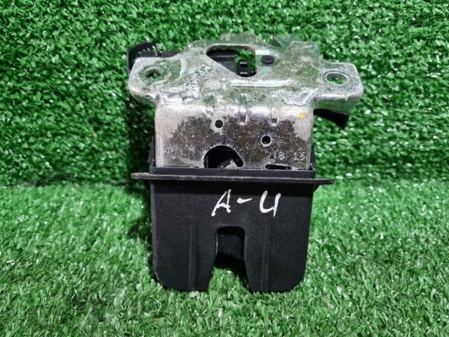 Замок крышки багажника 3G0827503A VAG