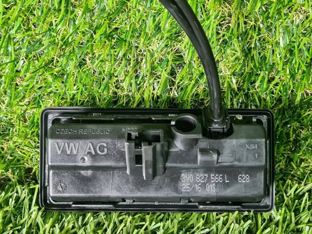 3V0827566L VAG Кнопка привода замка крышки багажника (двери 3/5-й (ляды) купить в Полтава