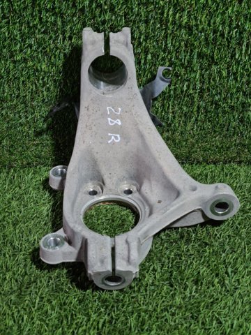 Ось передняя и поворотные кулаки 400146RA0A NISSAN
