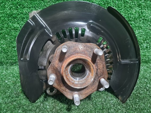 40014JA00A NISSAN Цапфа (поворотный кулак) передний правый купить в Ирпень