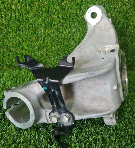 NISSAN 400156RA0A Цапфа передняя левая в наличии Чернигов