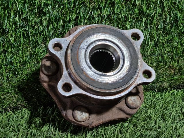 Ступицы передних колес 402026RR0A NISSAN