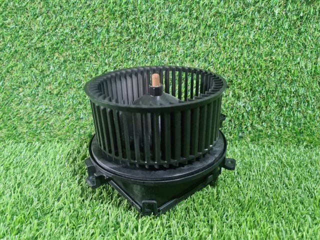 Электромотор печки 4M1820021C VAG