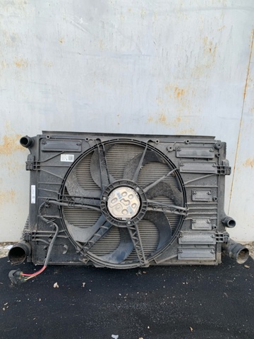 Охладитель наддувочного воздуха Фольксваген Гольф ALLTRACK VII