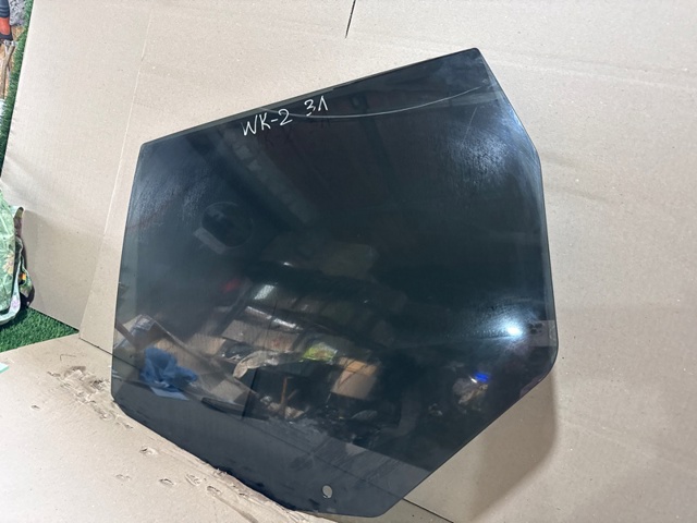 68086589AA CHRYSLER Стекло двери задней левой купить в Павлоград