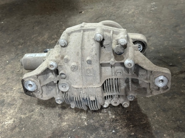 68184737AB CHRYSLER купить в Ирпень