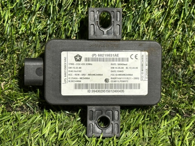 Блок системы контроля давления в шинах 68219831AE CHRYSLER