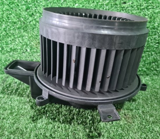 CHRYSLER 68224166AB Вентилятор печки в наличии Львов